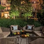 The Yard Ξενοδοχείο 4*