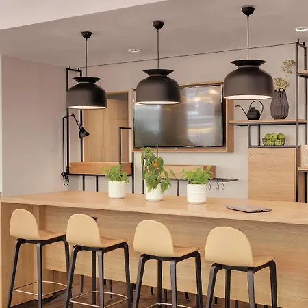 The Yard 4* ברלין