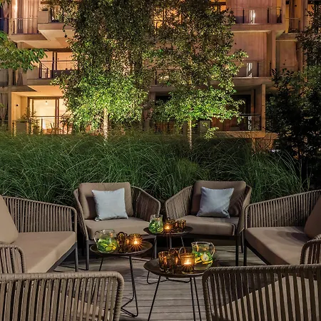 The Yard Hotell 4*