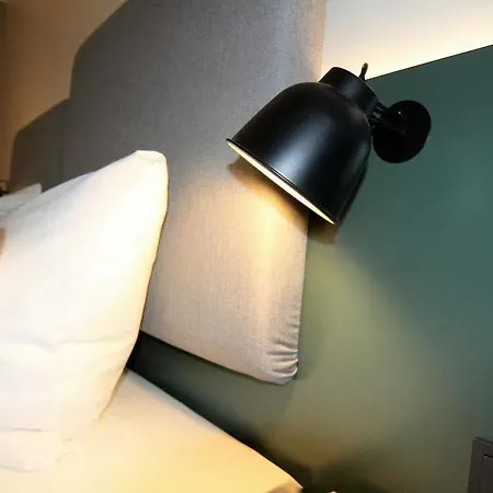 The Yard 4* Βερολίνο